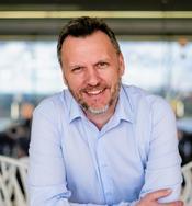 Robert Finn headshot