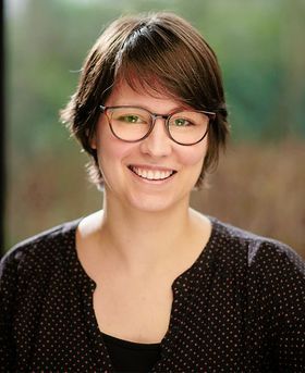 Headshot of Jana Schniete.