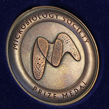 prize medal 220x220.png
