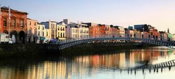 Ha'penny Bridge, Dublin.