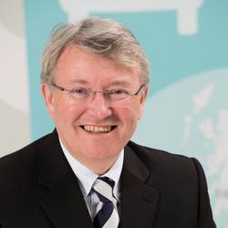 Headshot of Dr Peter Jackson