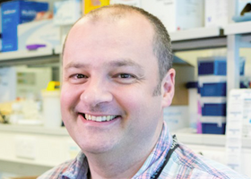 Headshot of Alan Parker