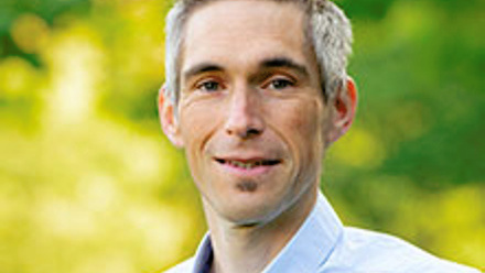 Headshot of Nicolas Locker.