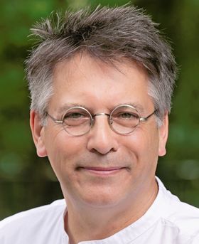 Headshot of Graham Hatfull.