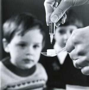 wellcome_polio_vaccine_wellcome_l0033971.jpg